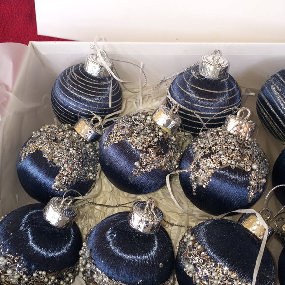 Lux Christmas balls - blue satin   *** - Picture 4 of 13